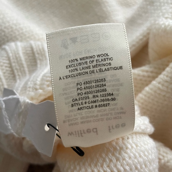 EUC Wilfred Women’s Cream Knit Cropped High Neck Sweater Size Small S - Picture 8 of 8